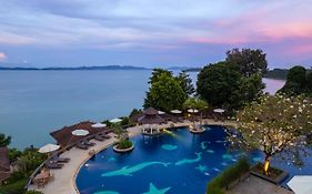 Supalai Scenic Bay Resort & Spa 4*